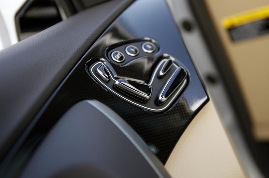  Hyundai Azera 2012 года  (фото 12 из 103)
